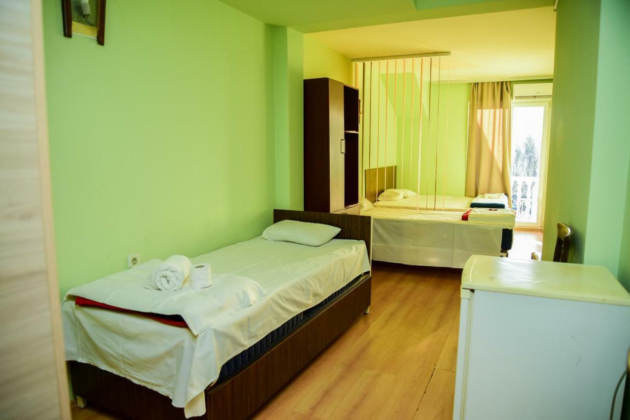 Art Theatre Caffe Hotel Sztruga Kültér fotó